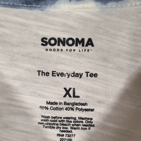 Sonoma Women's White and Blue Tie Dye Striped Tee XL - Picture 2 of 7